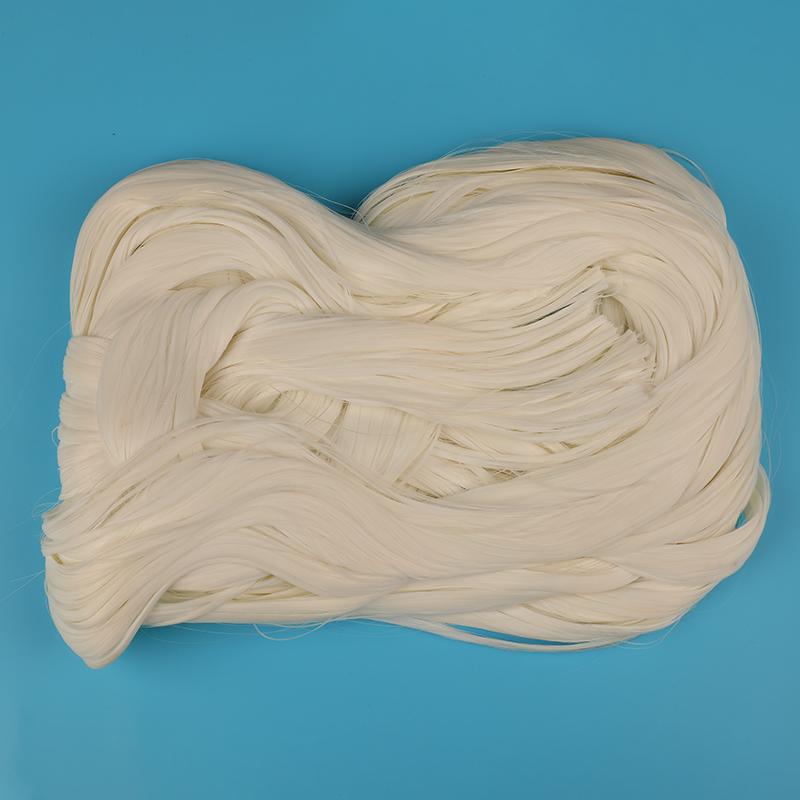 Surový pololesklý 45D flockovaný polyesterový kúdeľ